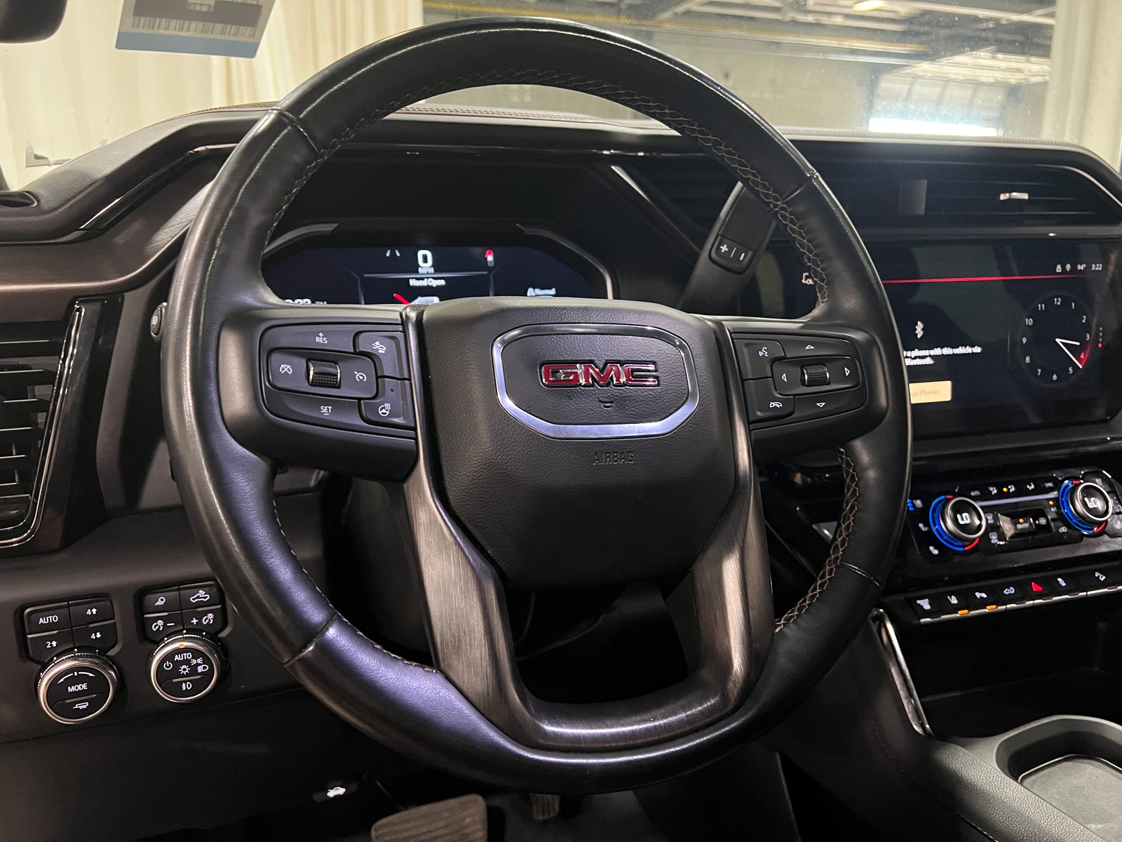 Thumbnail: 2024 GMC Sierra 2500 - 4