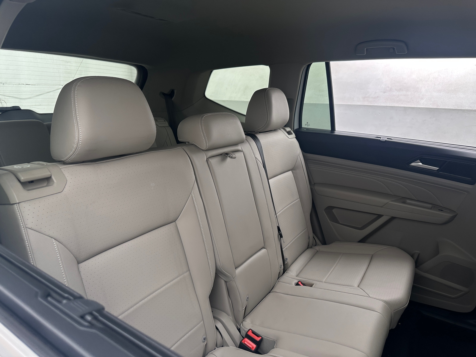 Thumbnail: 2023 Volkswagen Atlas - 5
