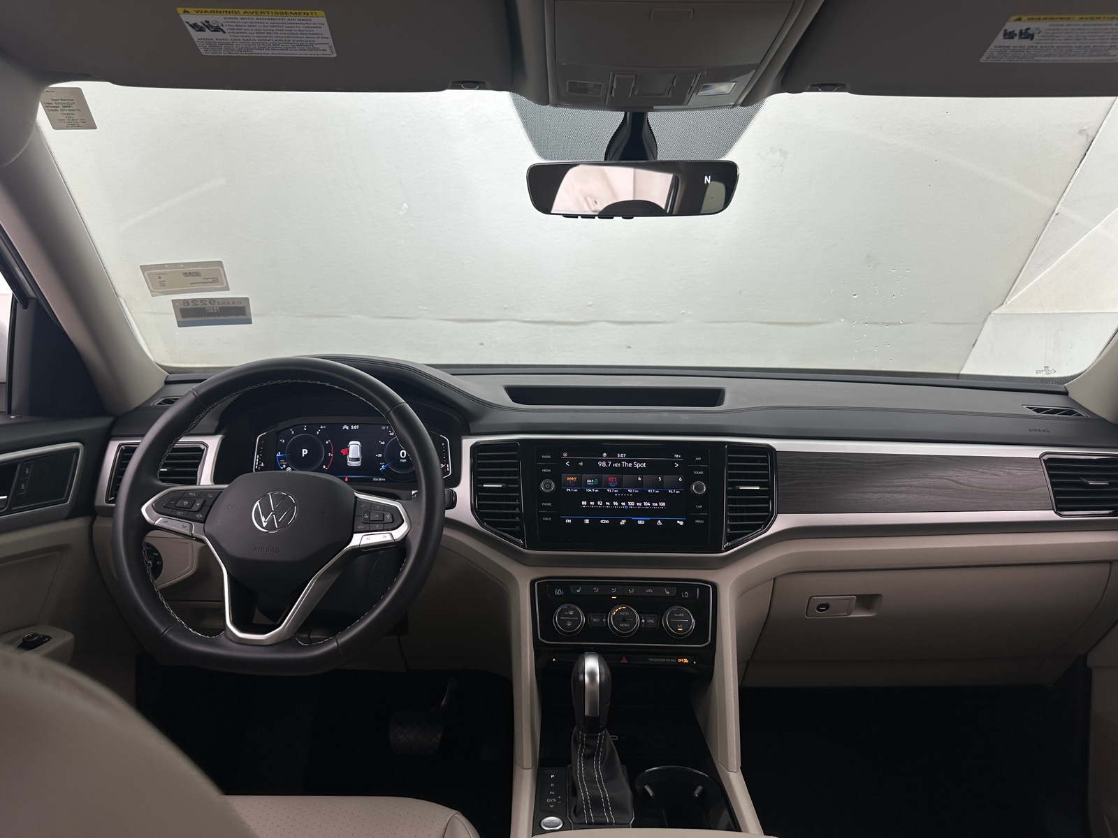 Thumbnail: 2023 Volkswagen Atlas - 2