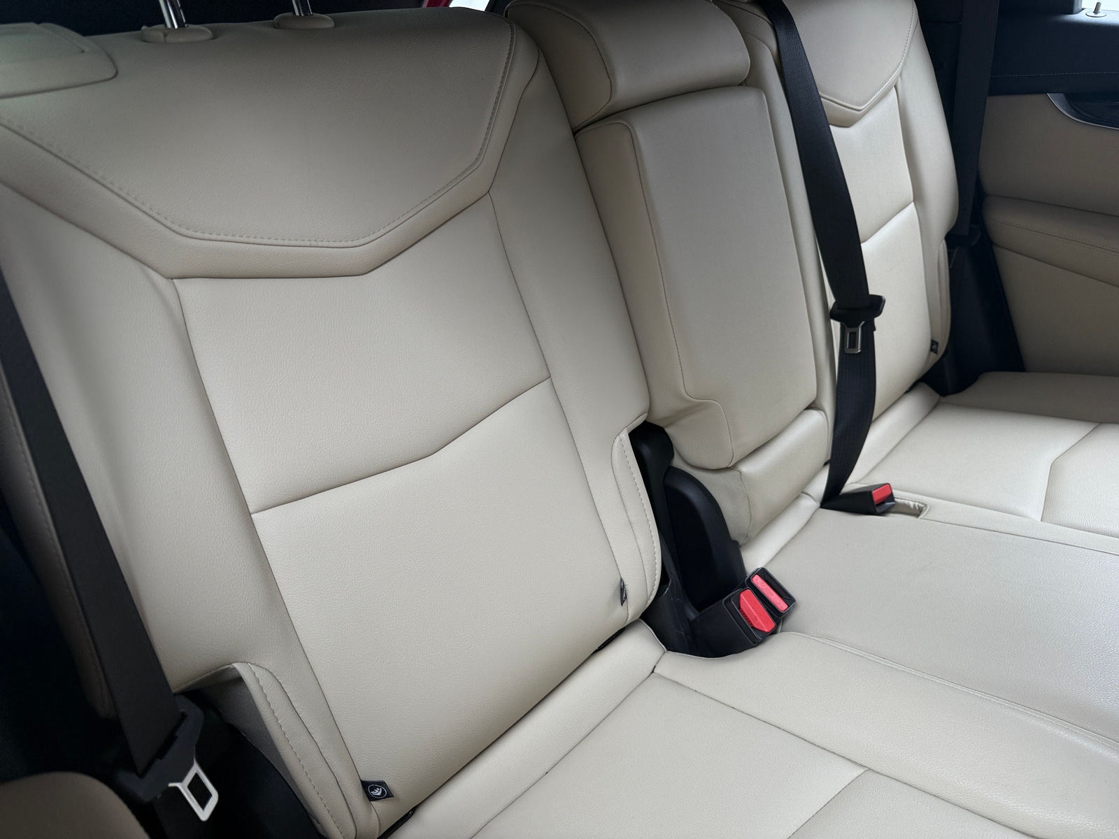 Thumbnail: 2019 Cadillac XT5 - 5