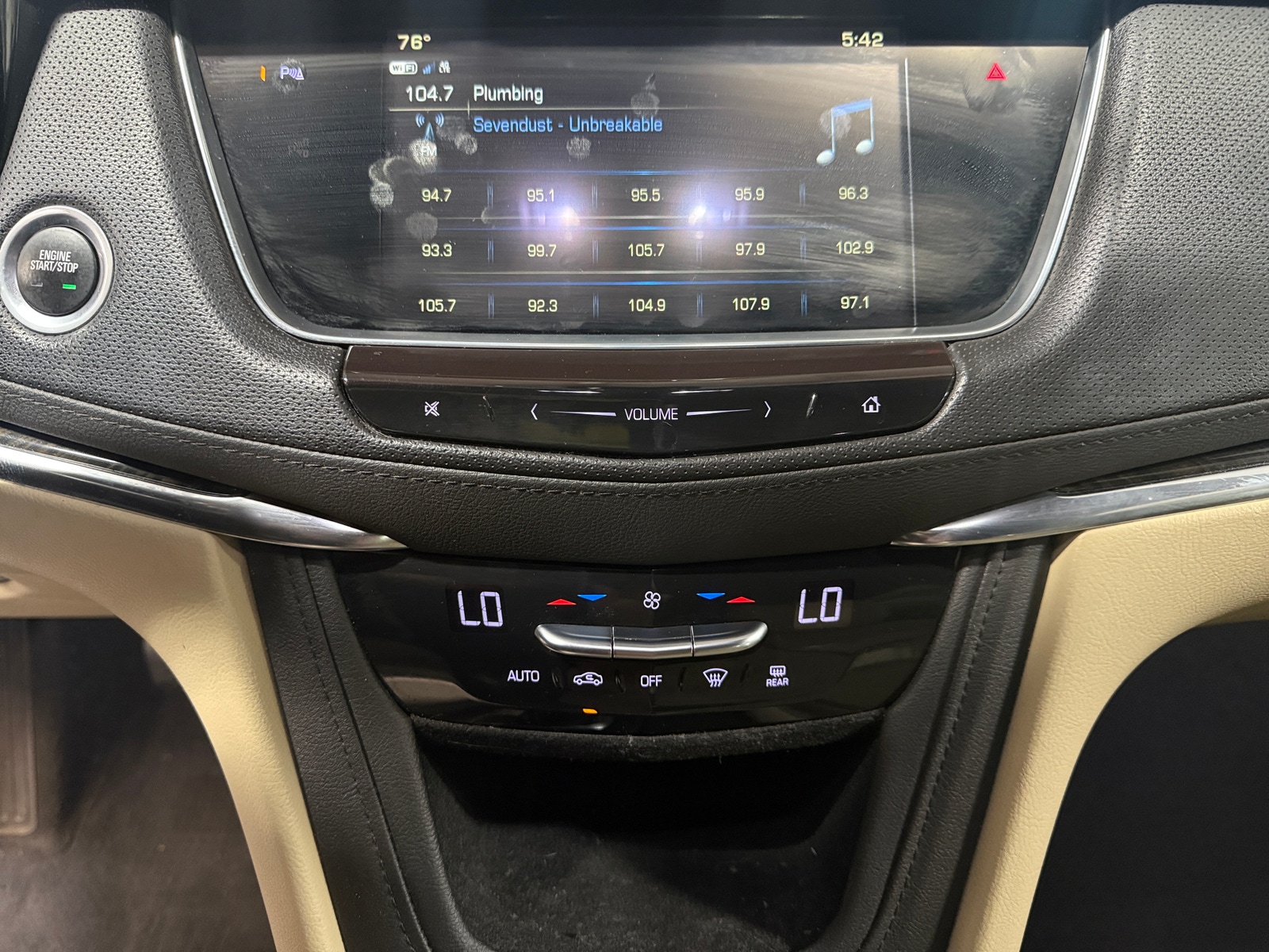 Thumbnail: 2019 Cadillac XT5 - 3