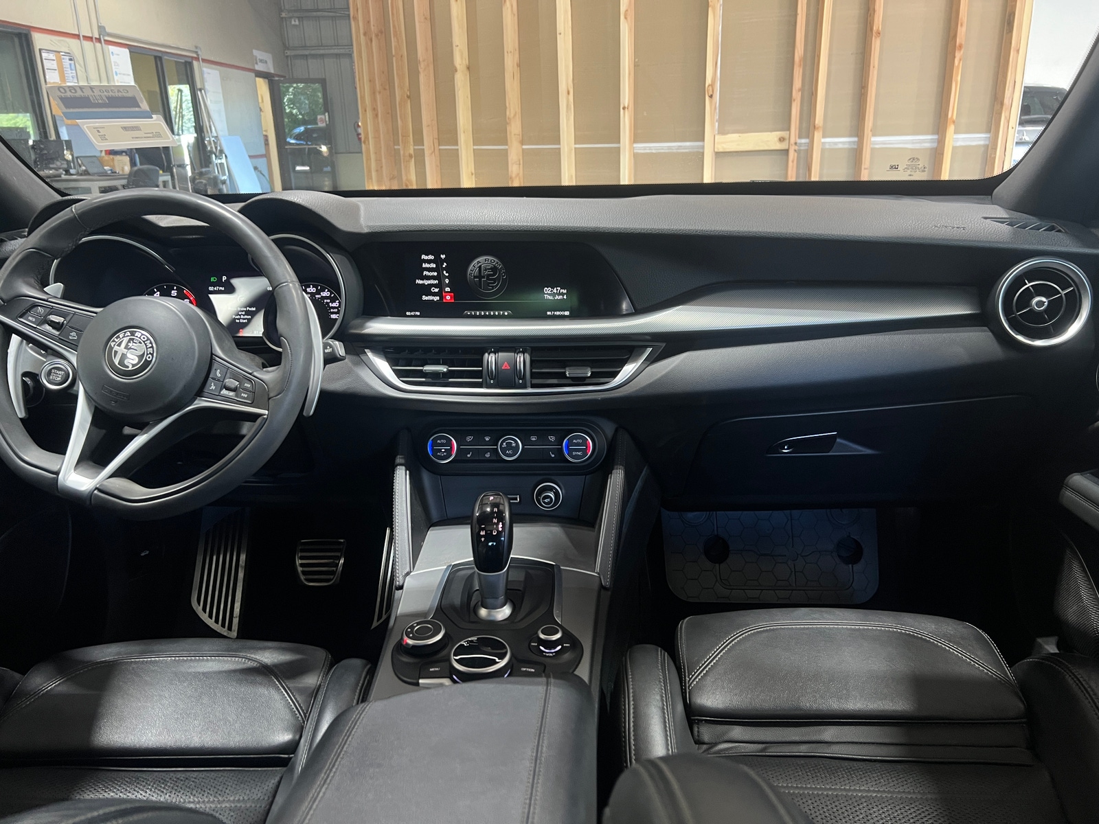 Thumbnail: 2019 Alfa Romeo Stelvio - 2