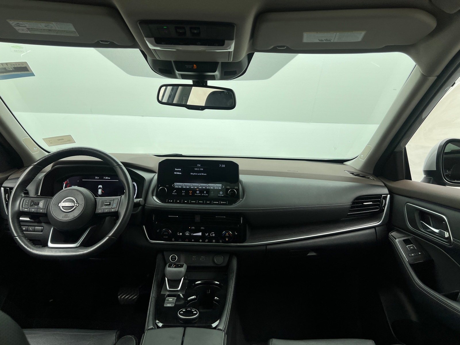 Thumbnail: 2023 Nissan Rogue - 2