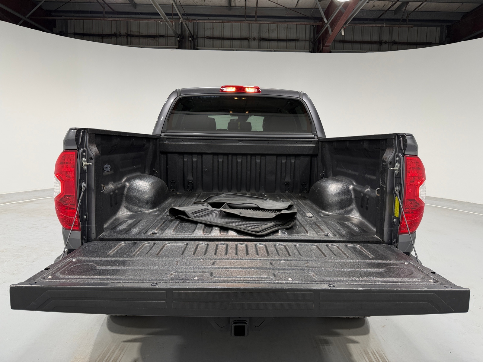 Thumbnail: 2018 Toyota Tundra - 7