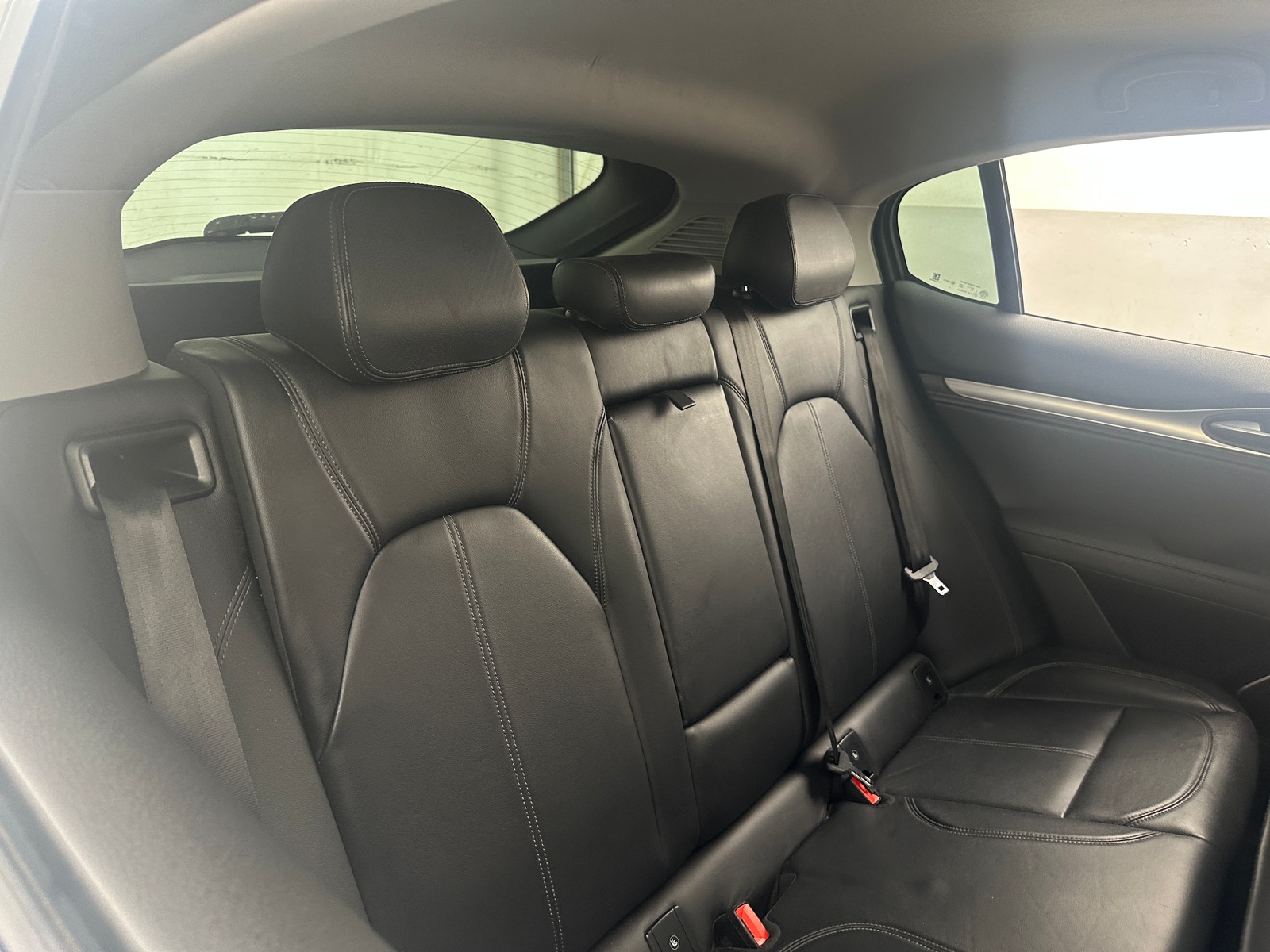 Thumbnail: 2018 Alfa Romeo Stelvio - 5