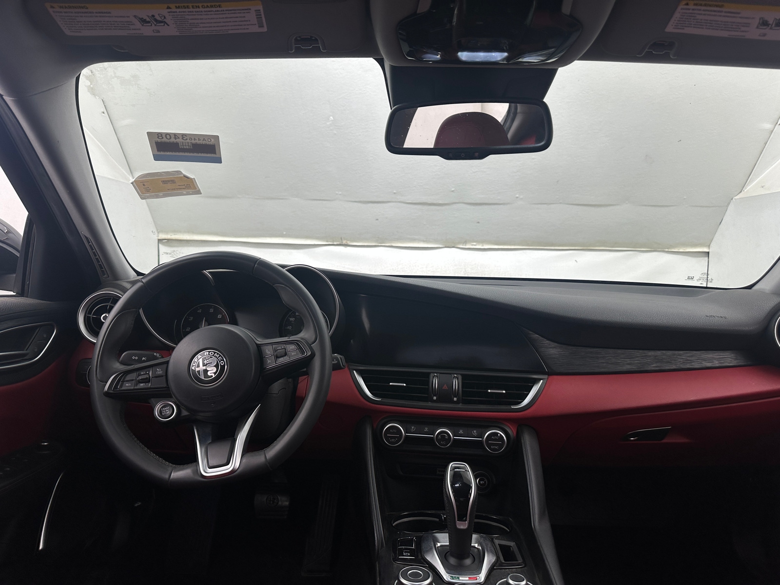 Thumbnail: 2021 Alfa Romeo Giulia - 2