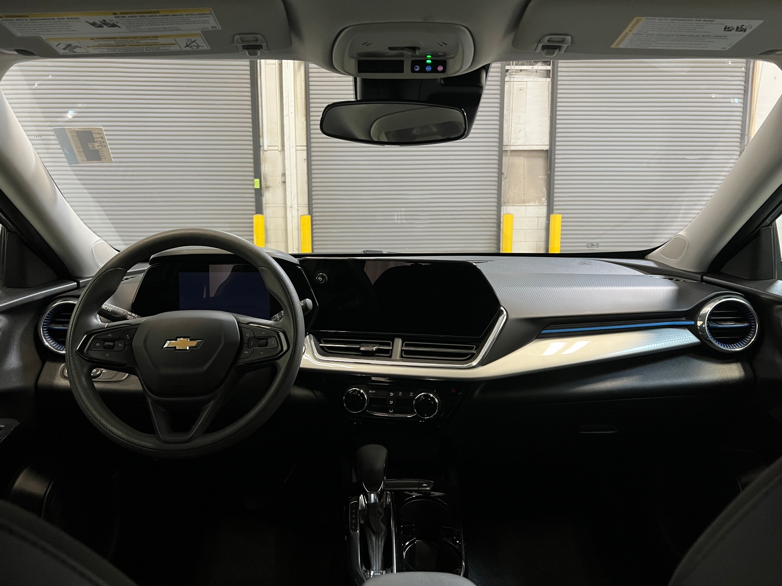 Thumbnail: 2025 Chevrolet Trax - 3