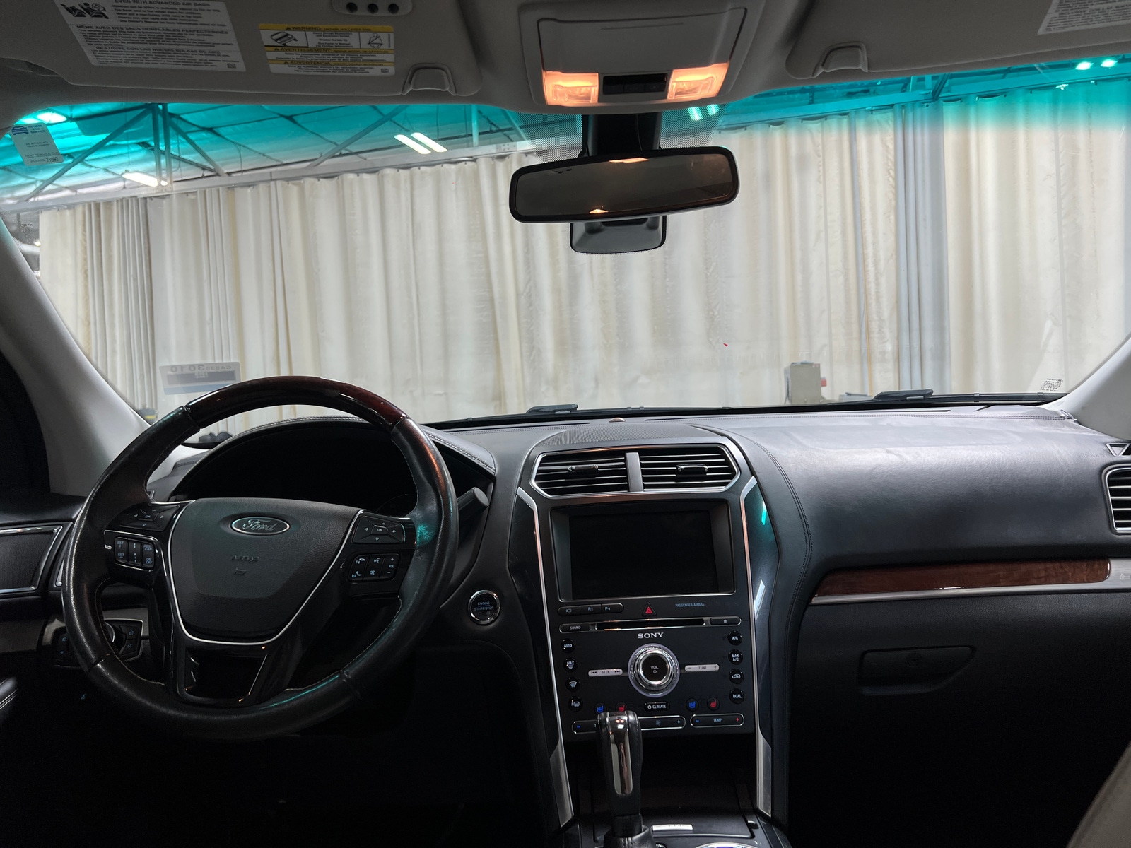 Thumbnail: 2016 Ford Explorer - 2