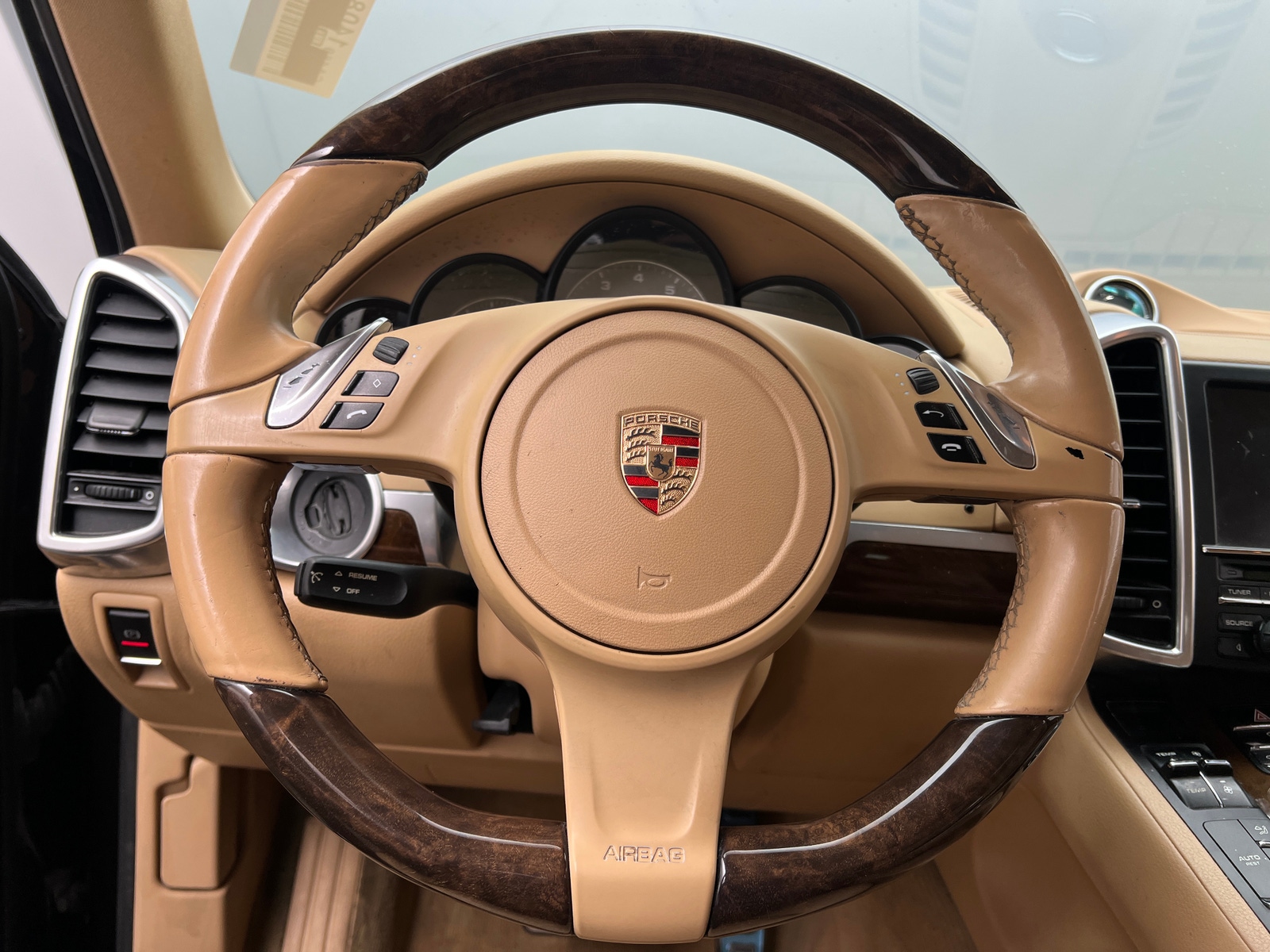 Thumbnail: 2014 Porsche Cayenne - 4