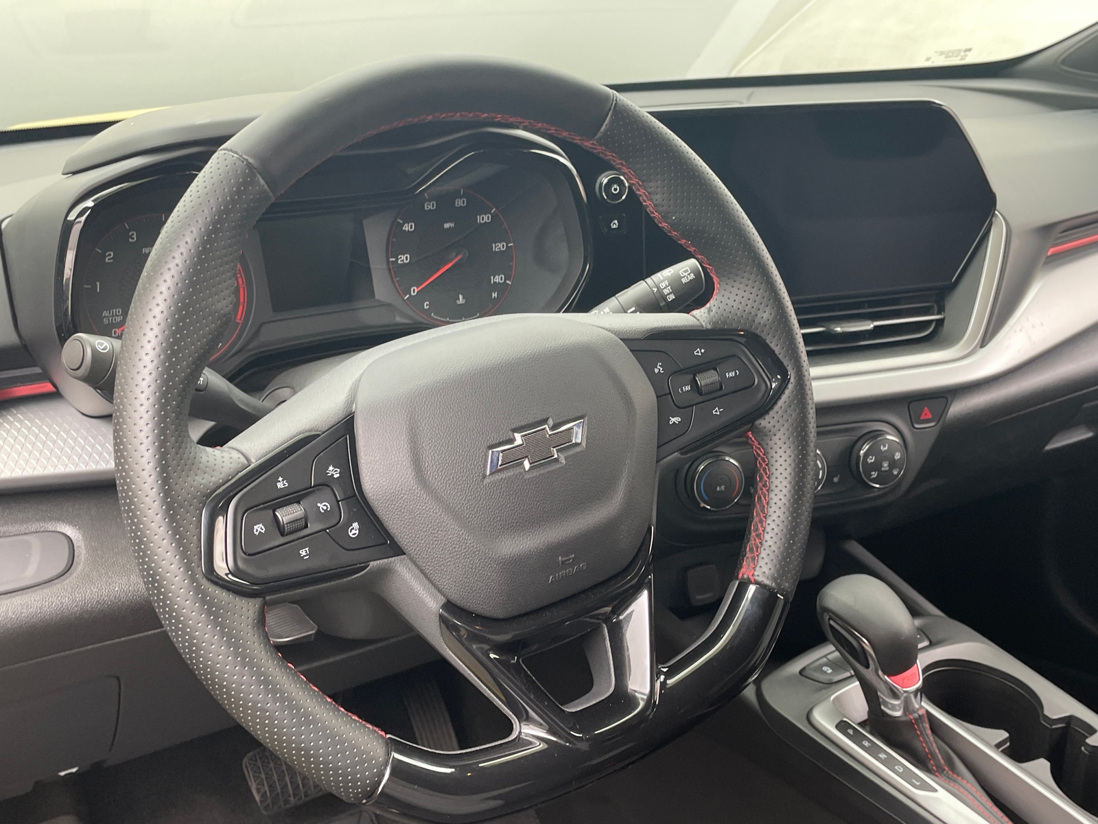 Thumbnail: 2025 Chevrolet Trax - 5