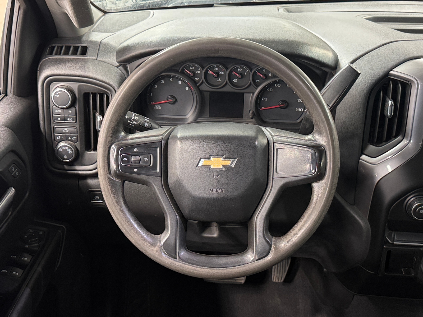 Thumbnail: 2019 Chevrolet Silverado 1500 - 5