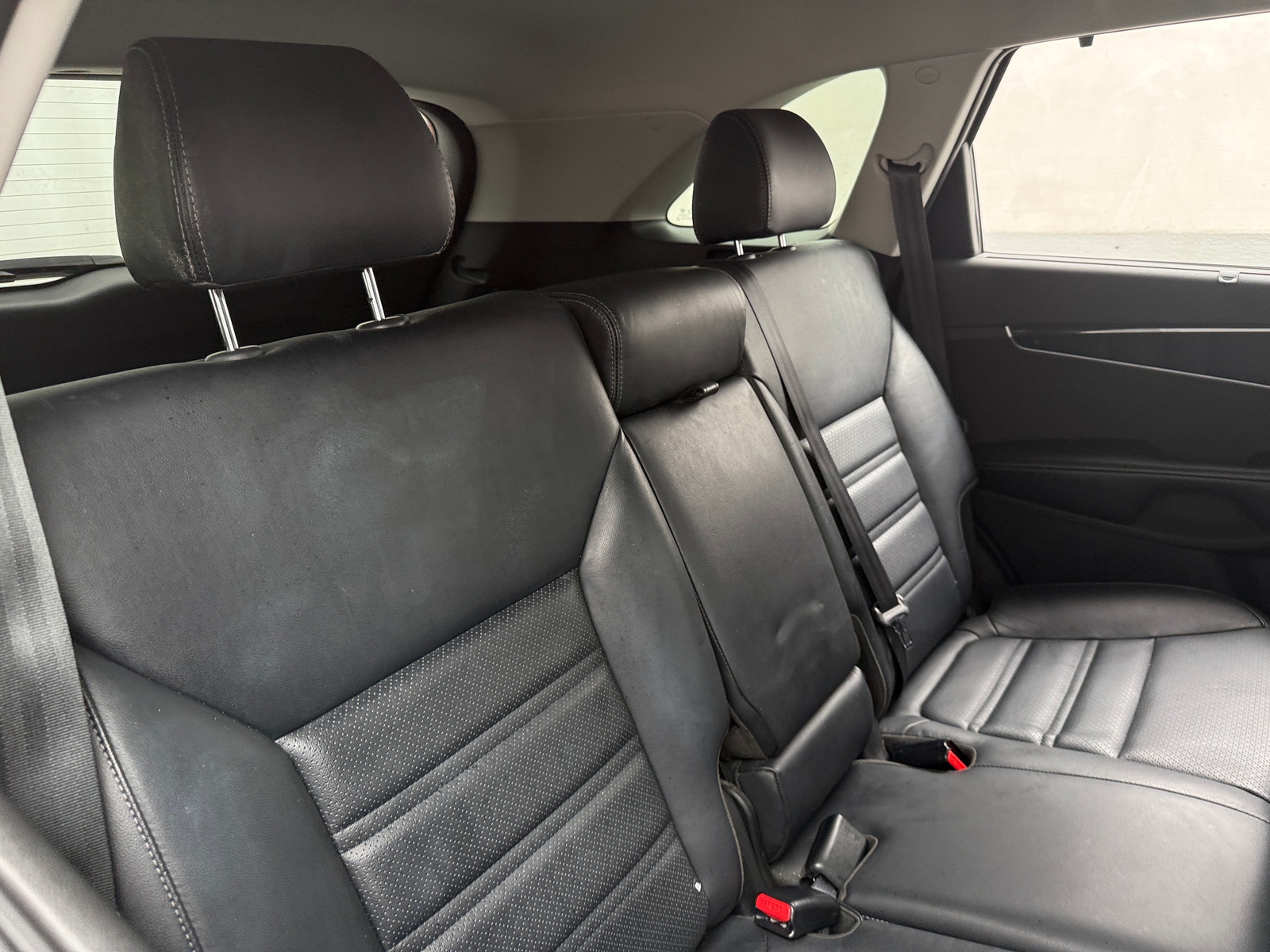 Thumbnail: 2017 Kia Sorento - 5