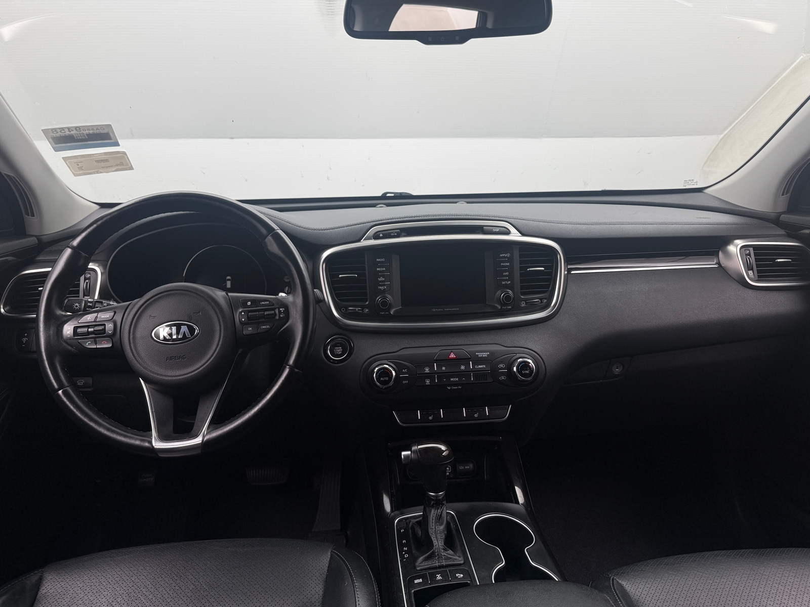 Thumbnail: 2017 Kia Sorento - 2