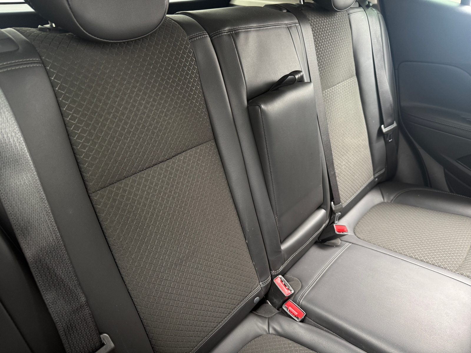 Thumbnail: 2020 Buick Encore - 6