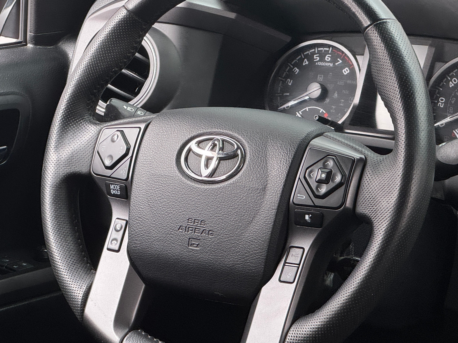 Thumbnail: 2022 Toyota Tacoma - 4