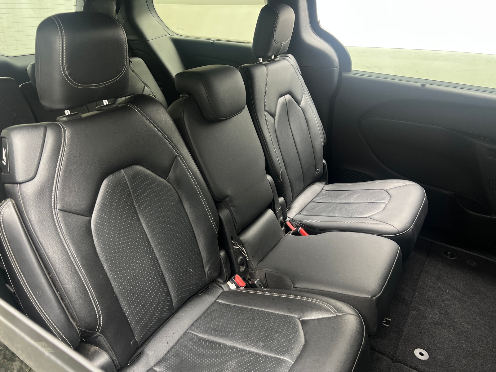 Thumbnail: 2020 Chrysler Pacifica - 5