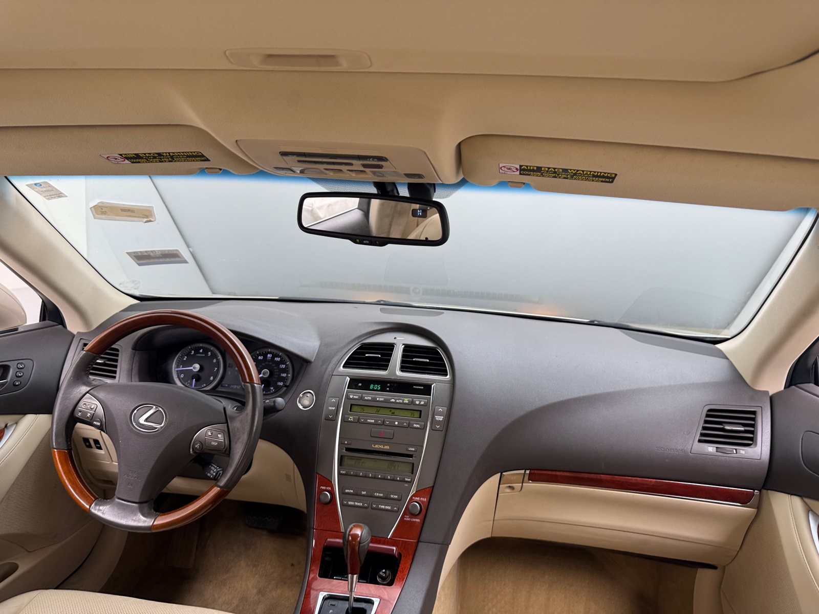 Thumbnail: 2010 Lexus ES - 2