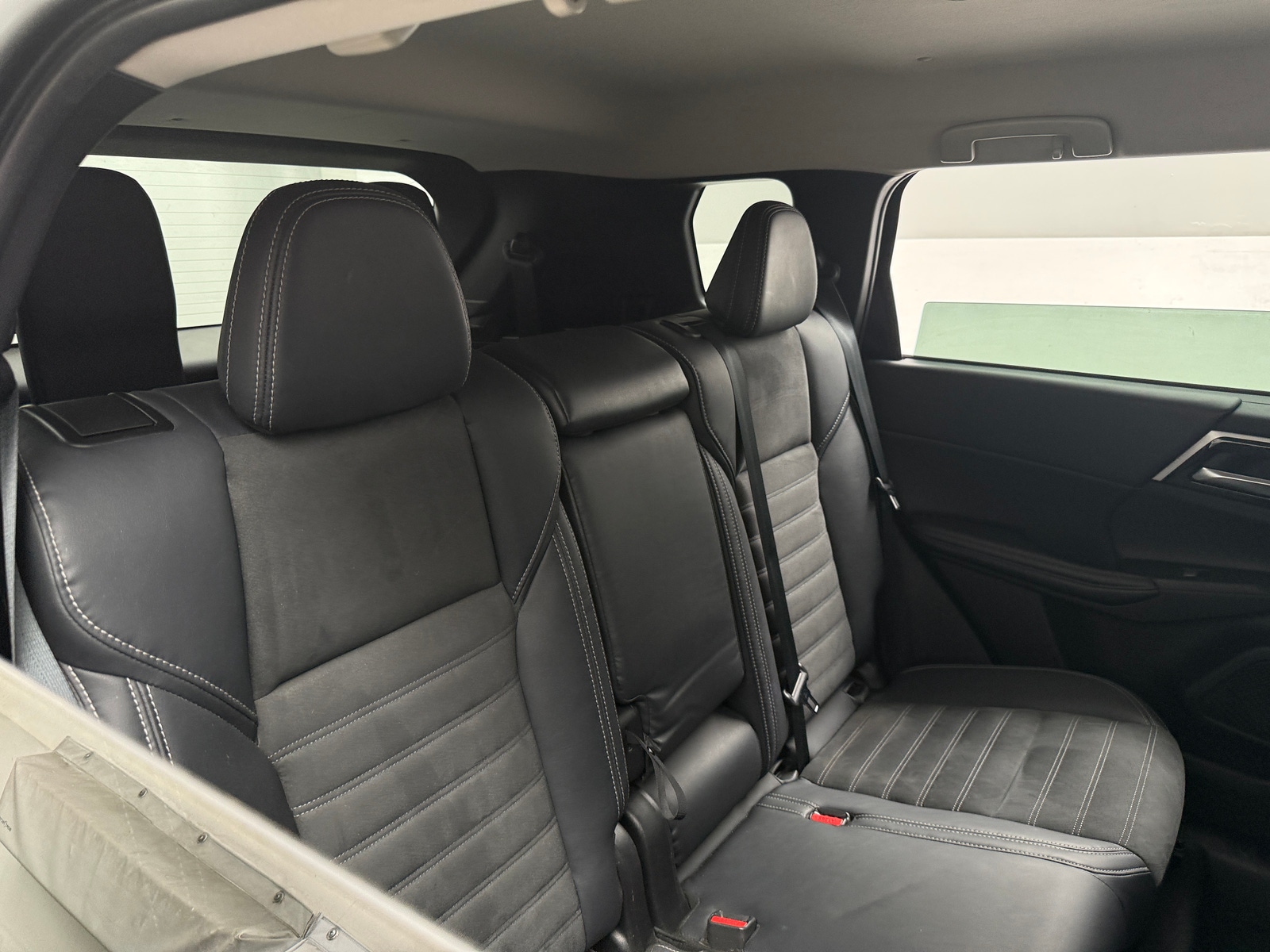 Thumbnail: 2022 Mitsubishi Outlander - 5