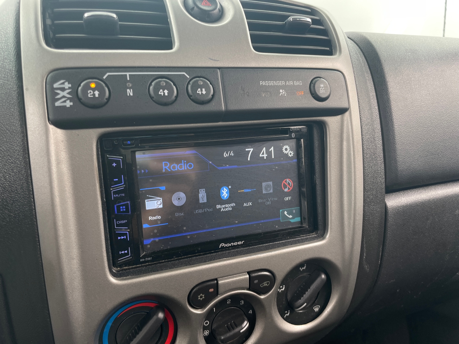 Thumbnail: 2012 Chevrolet Colorado - 4