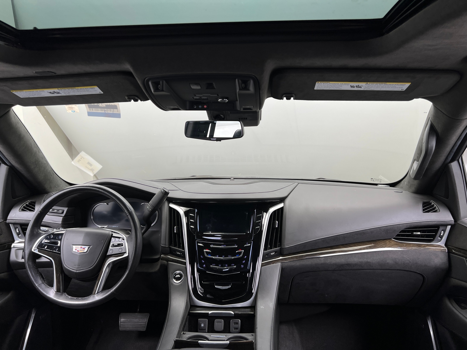 Thumbnail: 2020 Cadillac Escalade - 2