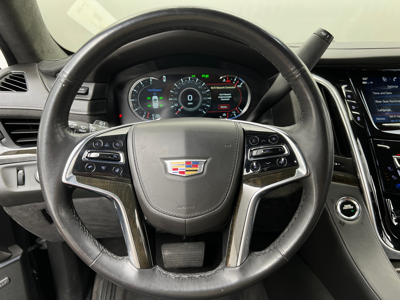 Thumbnail: 2020 Cadillac Escalade - 4
