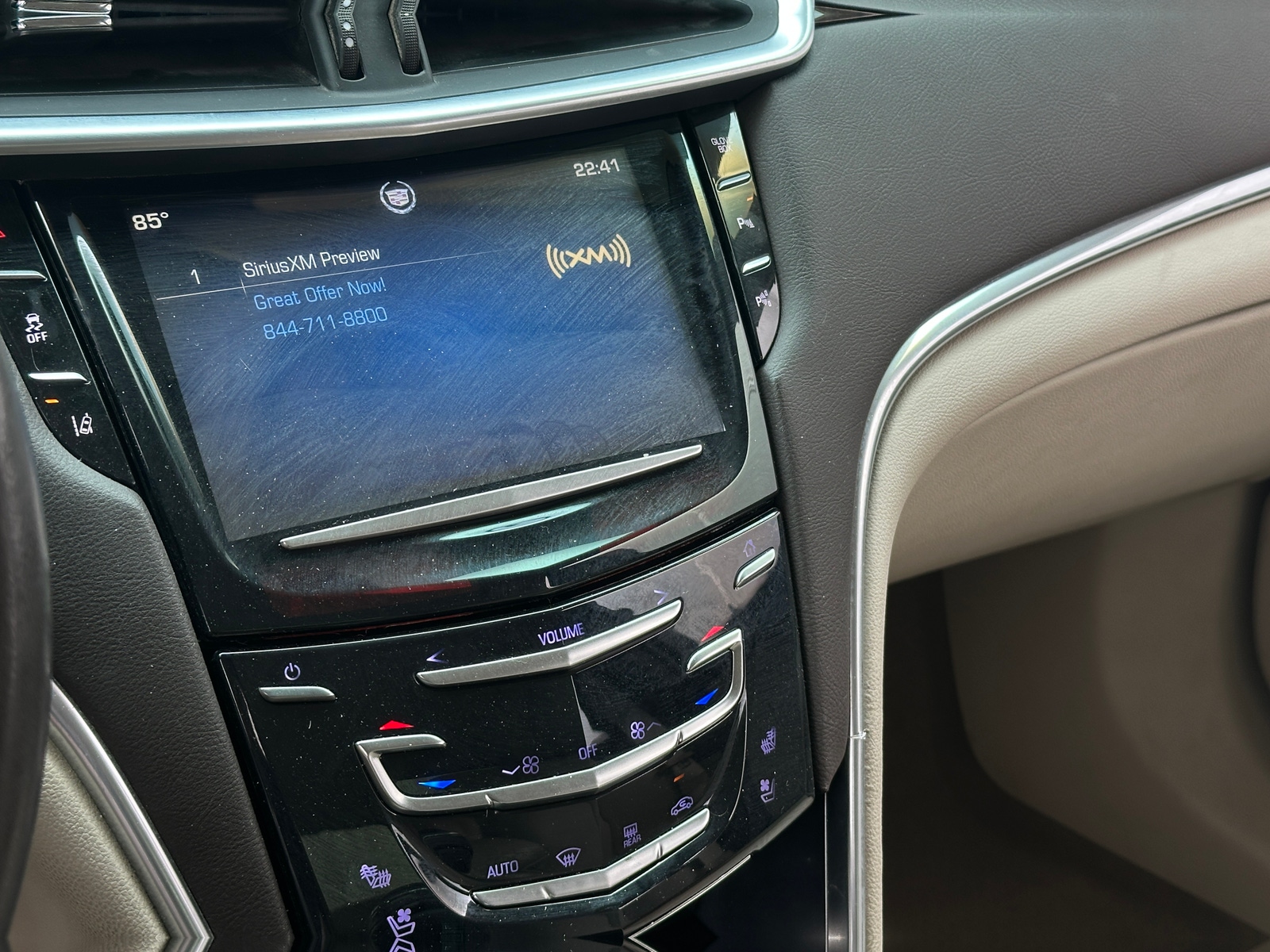 Thumbnail: 2014 Cadillac XTS - 3