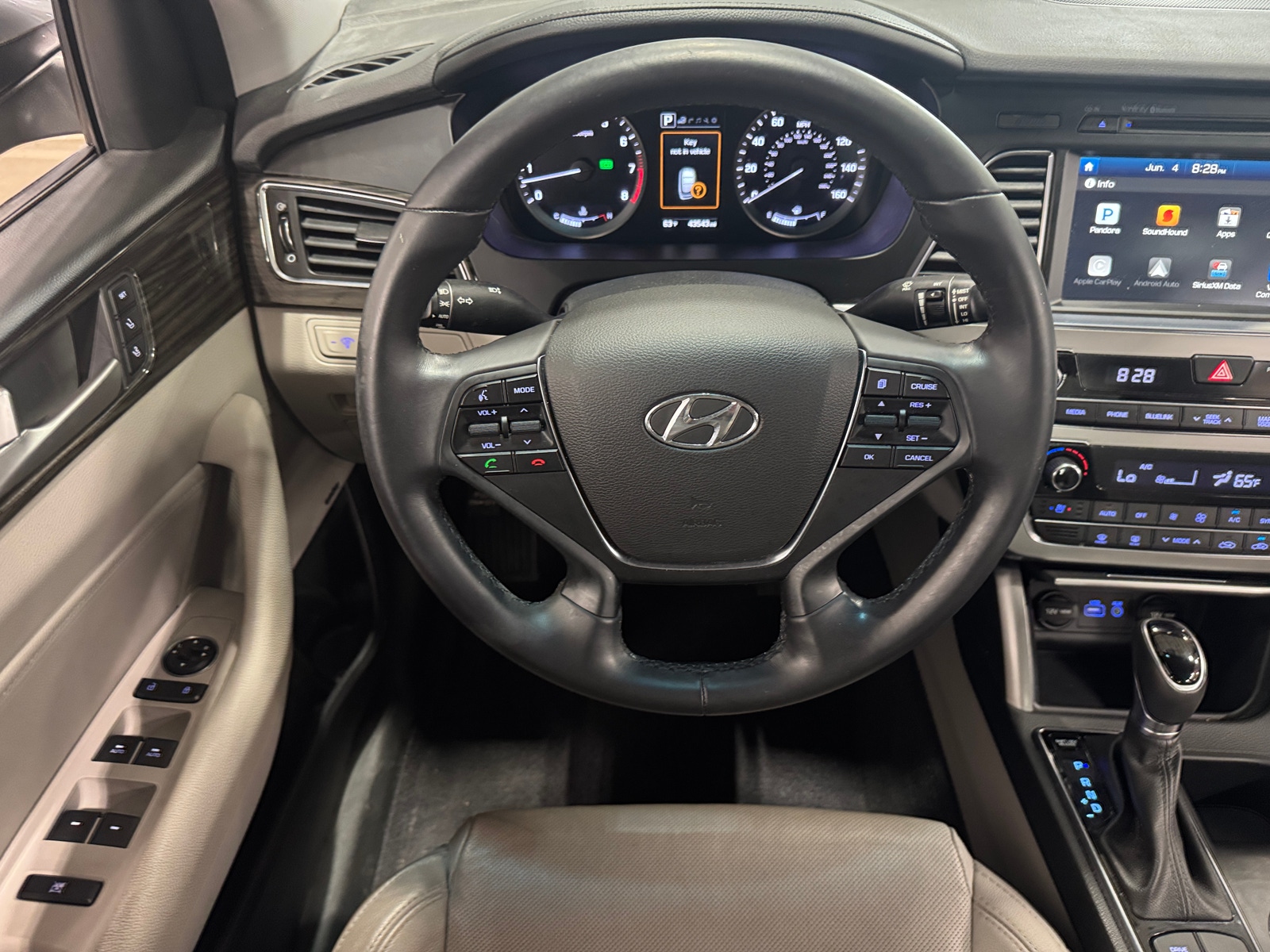 Thumbnail: 2017 Hyundai Sonata - 4