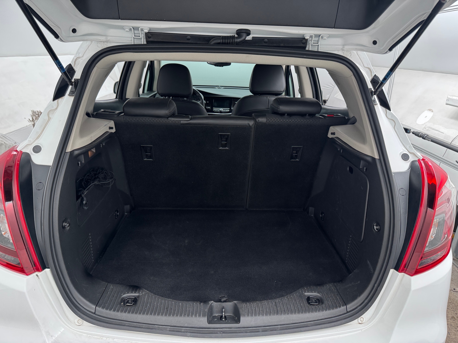 Thumbnail: 2022 Buick Encore - 6