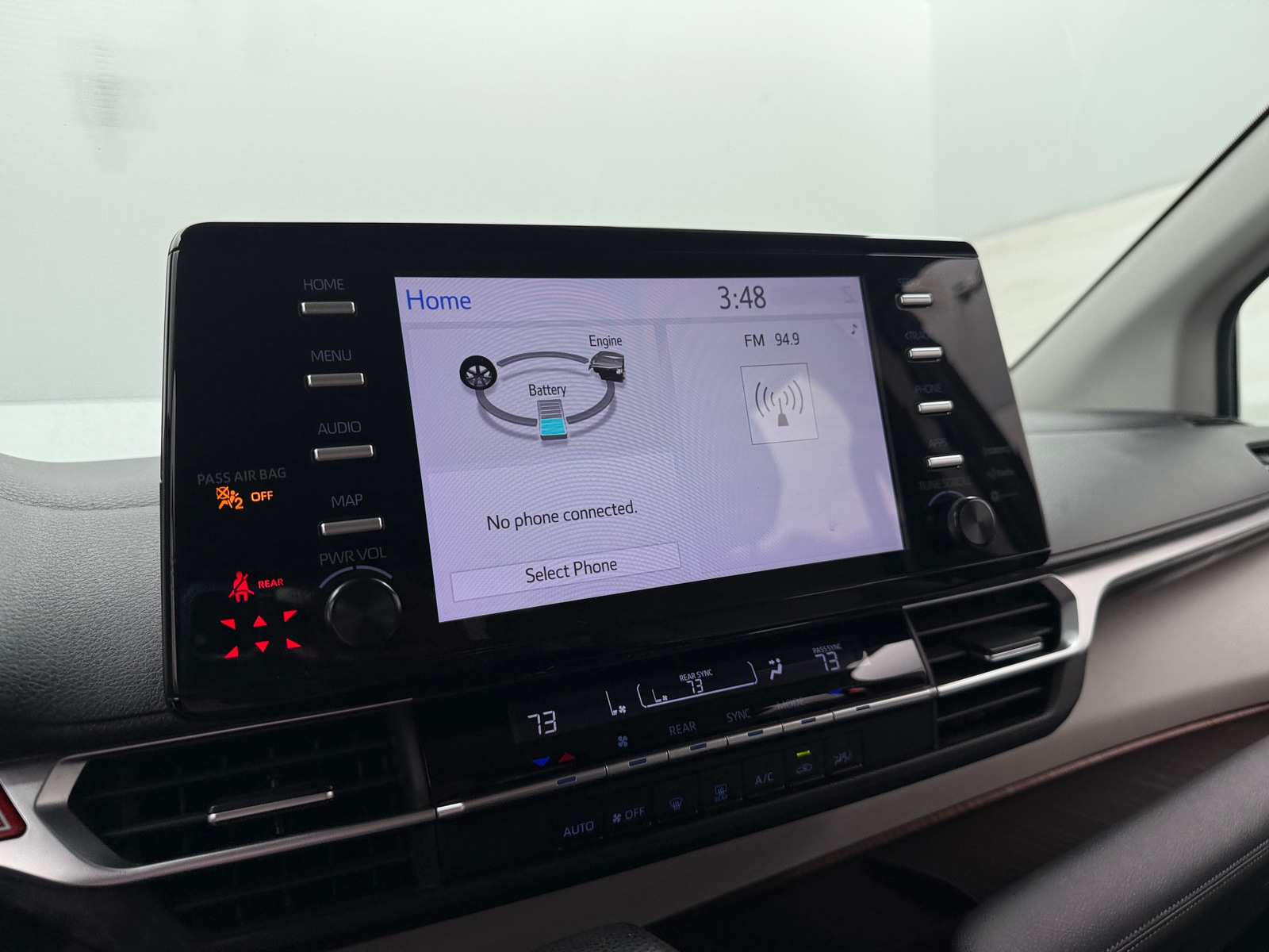 Thumbnail: 2021 Toyota Sienna - 4