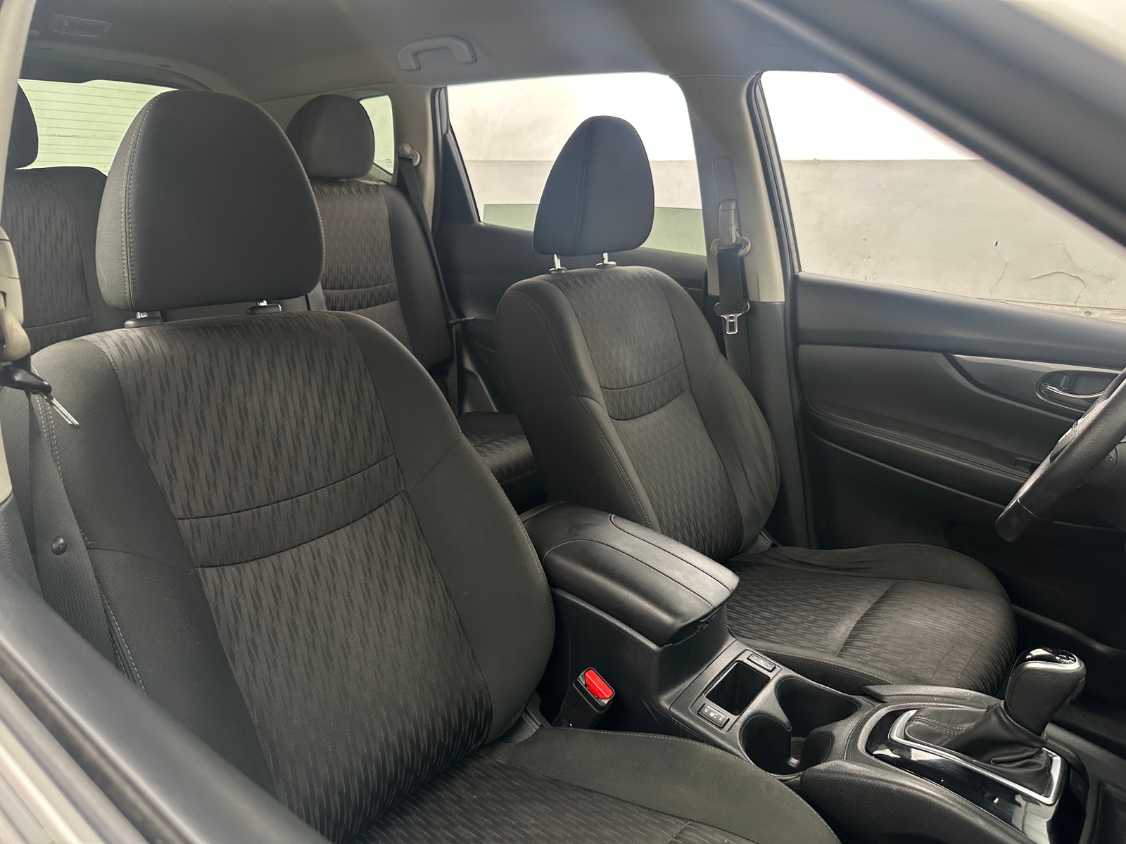 Thumbnail: 2019 Nissan Rogue - 2