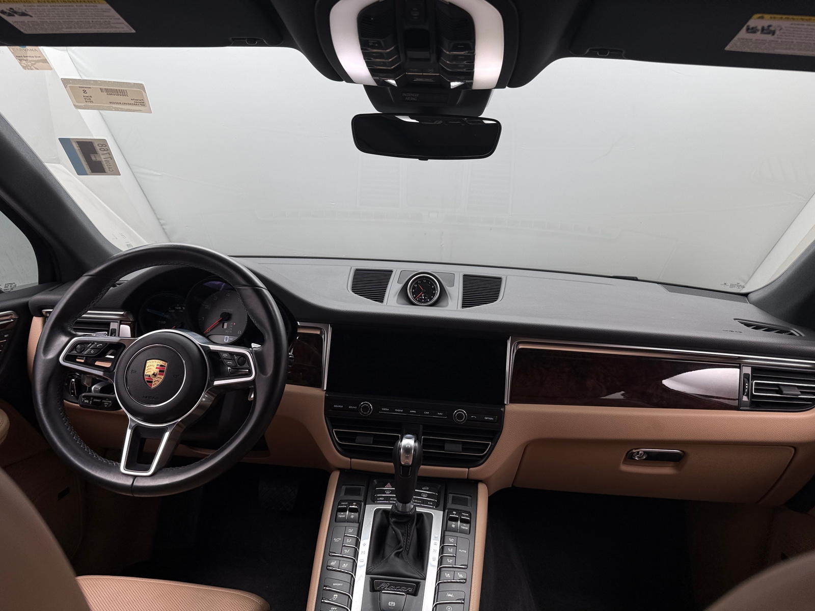 Thumbnail: 2019 Porsche Macan - 2
