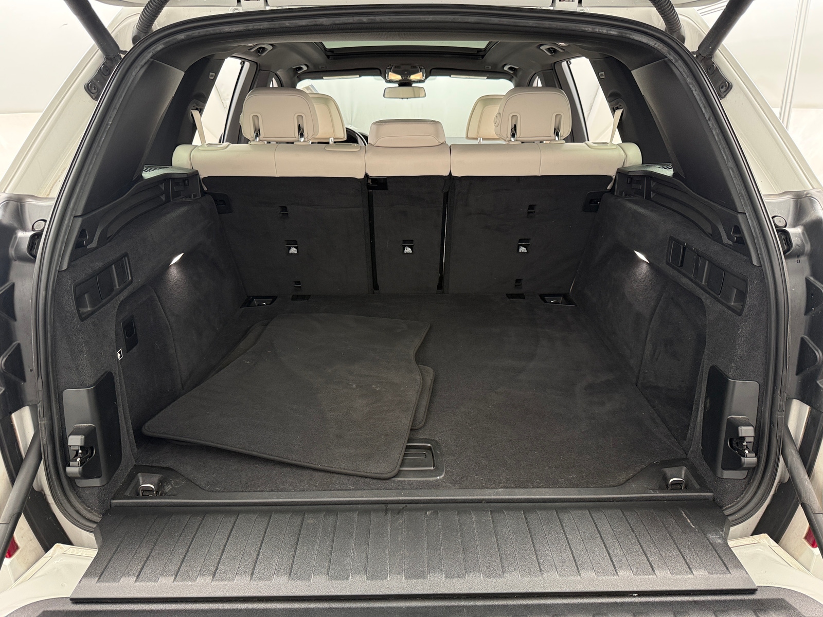 Thumbnail: 2020 BMW X5 - 6