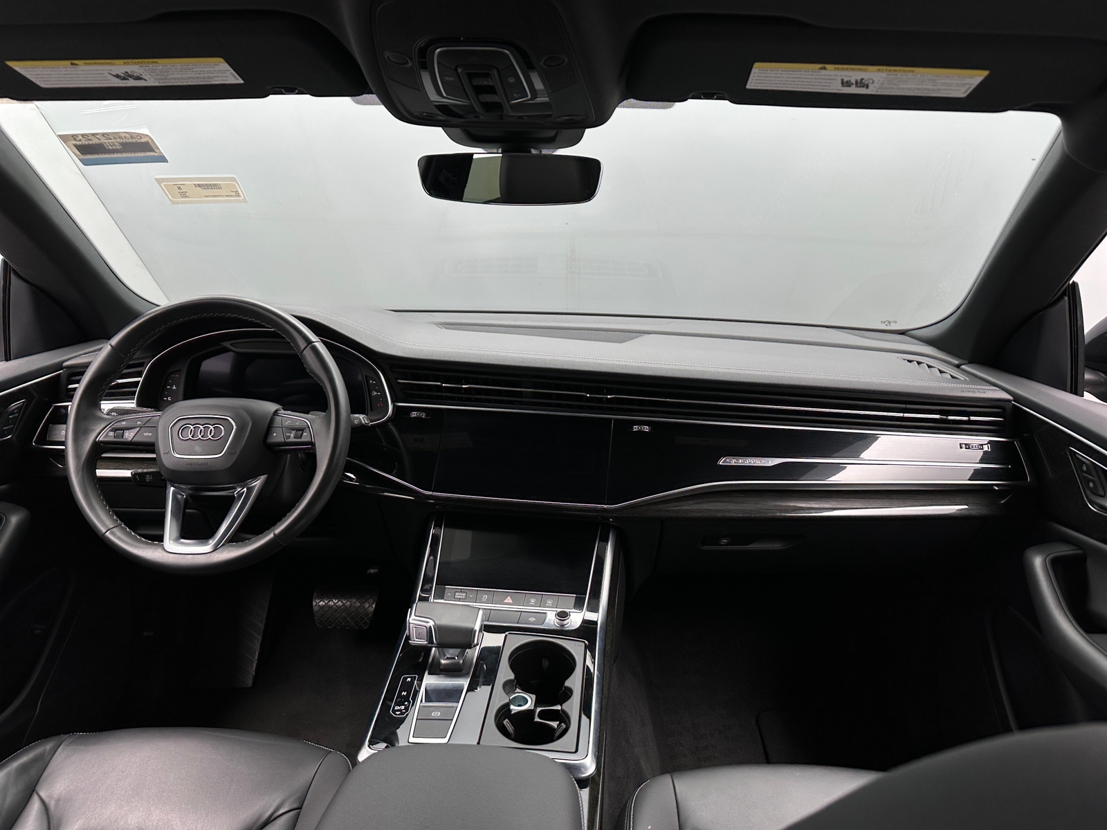 Thumbnail: 2023 Audi Q8 - 2