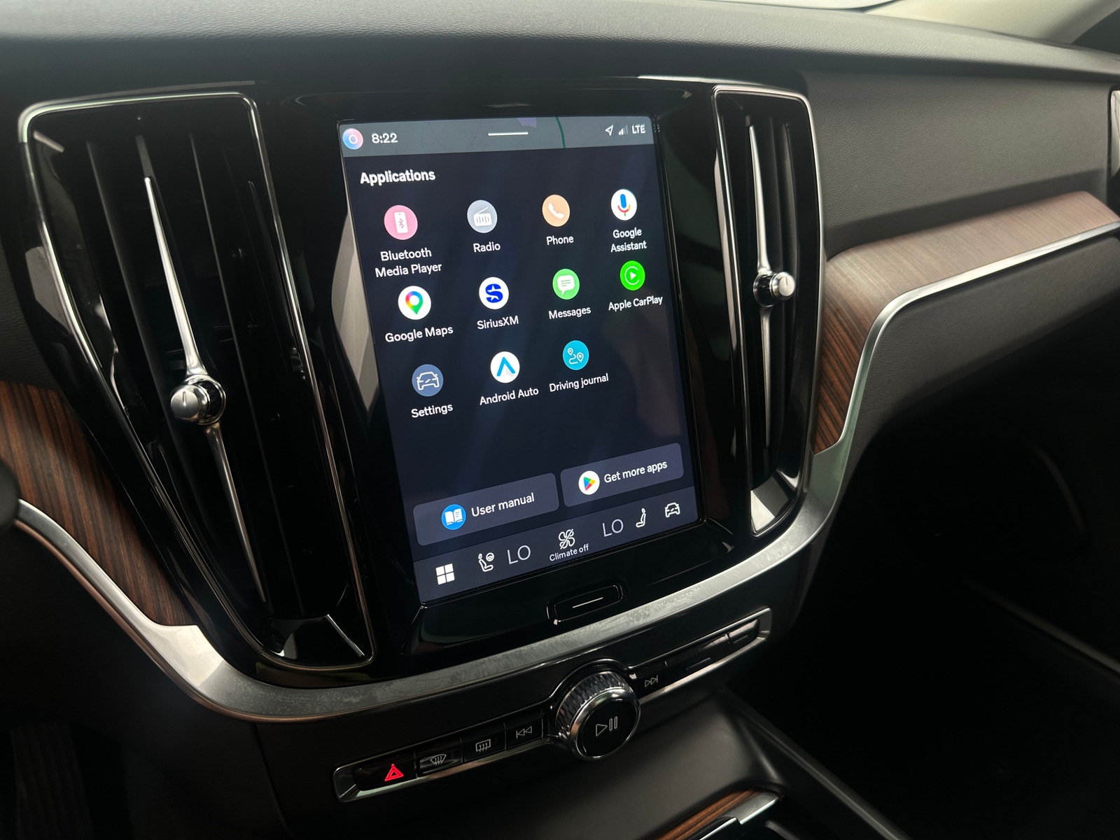 Thumbnail: 2025 Volvo V60 - 3