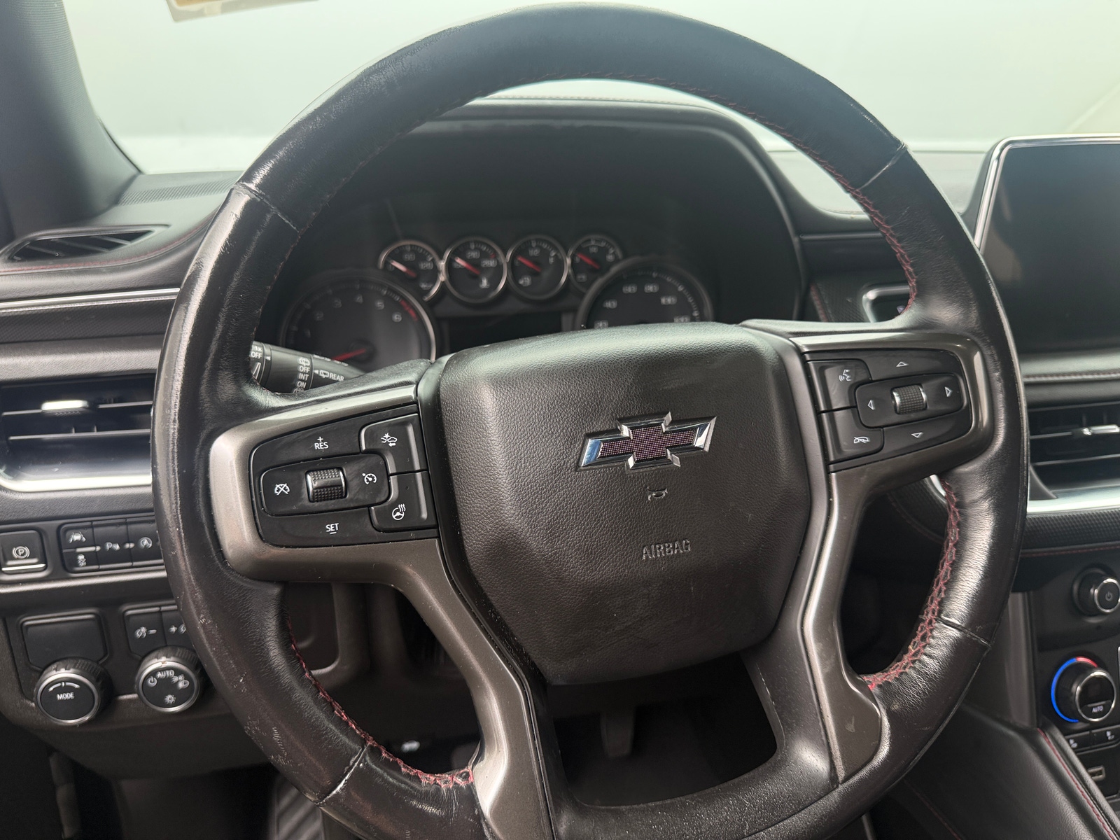 Thumbnail: 2021 Chevrolet Tahoe - 4