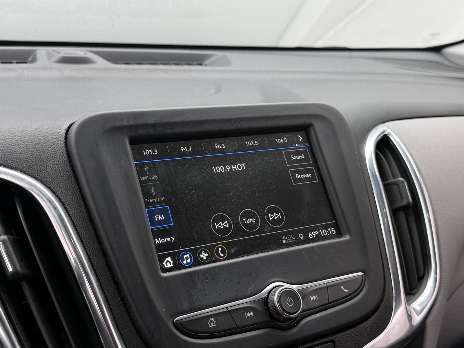 Thumbnail: 2019 Chevrolet Equinox - 4