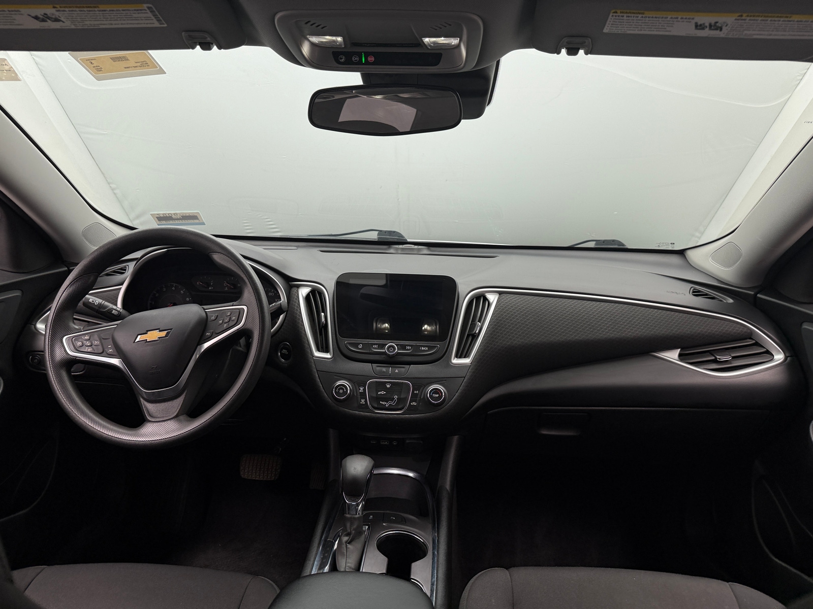 Thumbnail: 2022 Chevrolet Malibu - 3