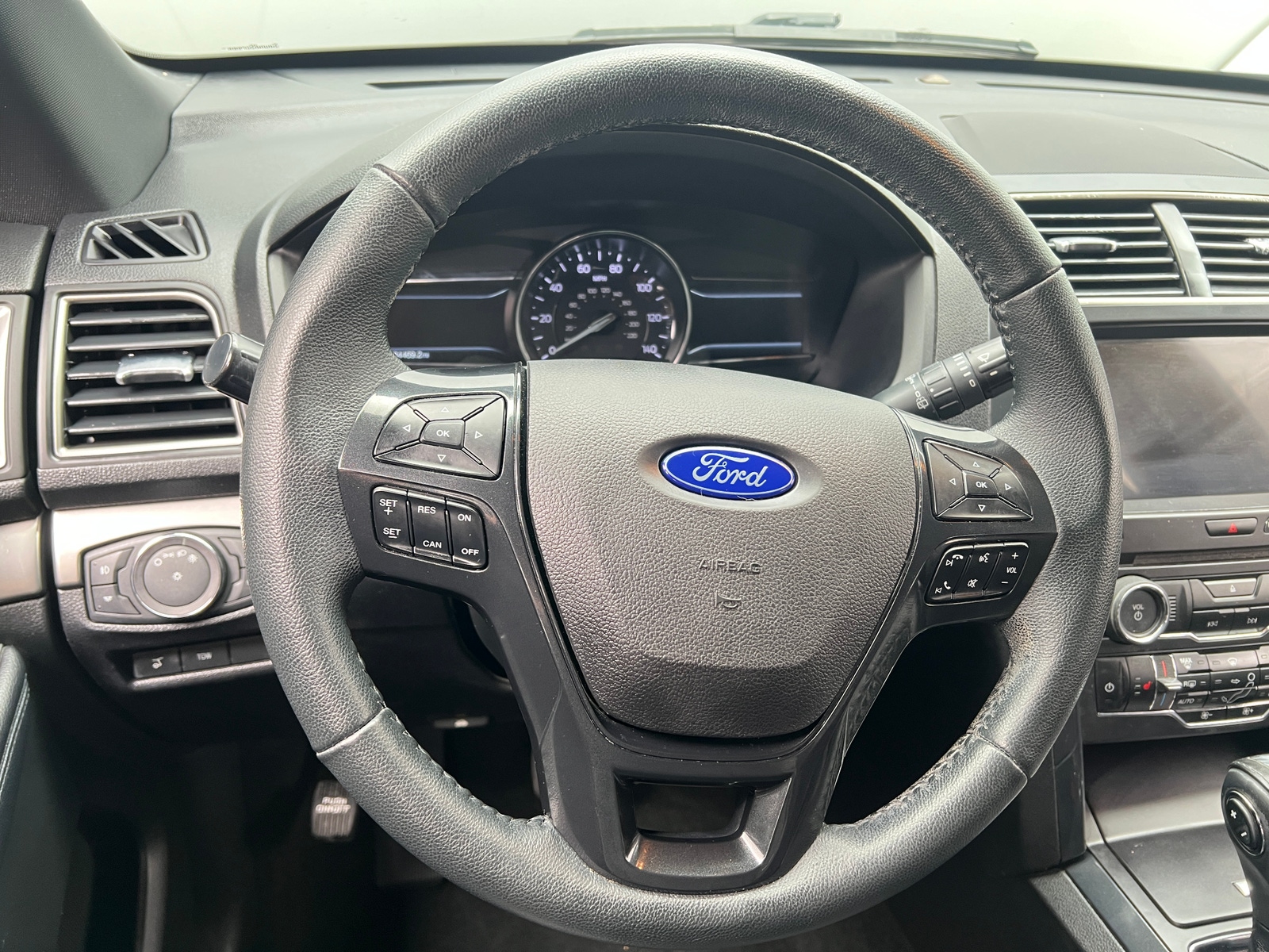 Thumbnail: 2018 Ford Explorer - 4