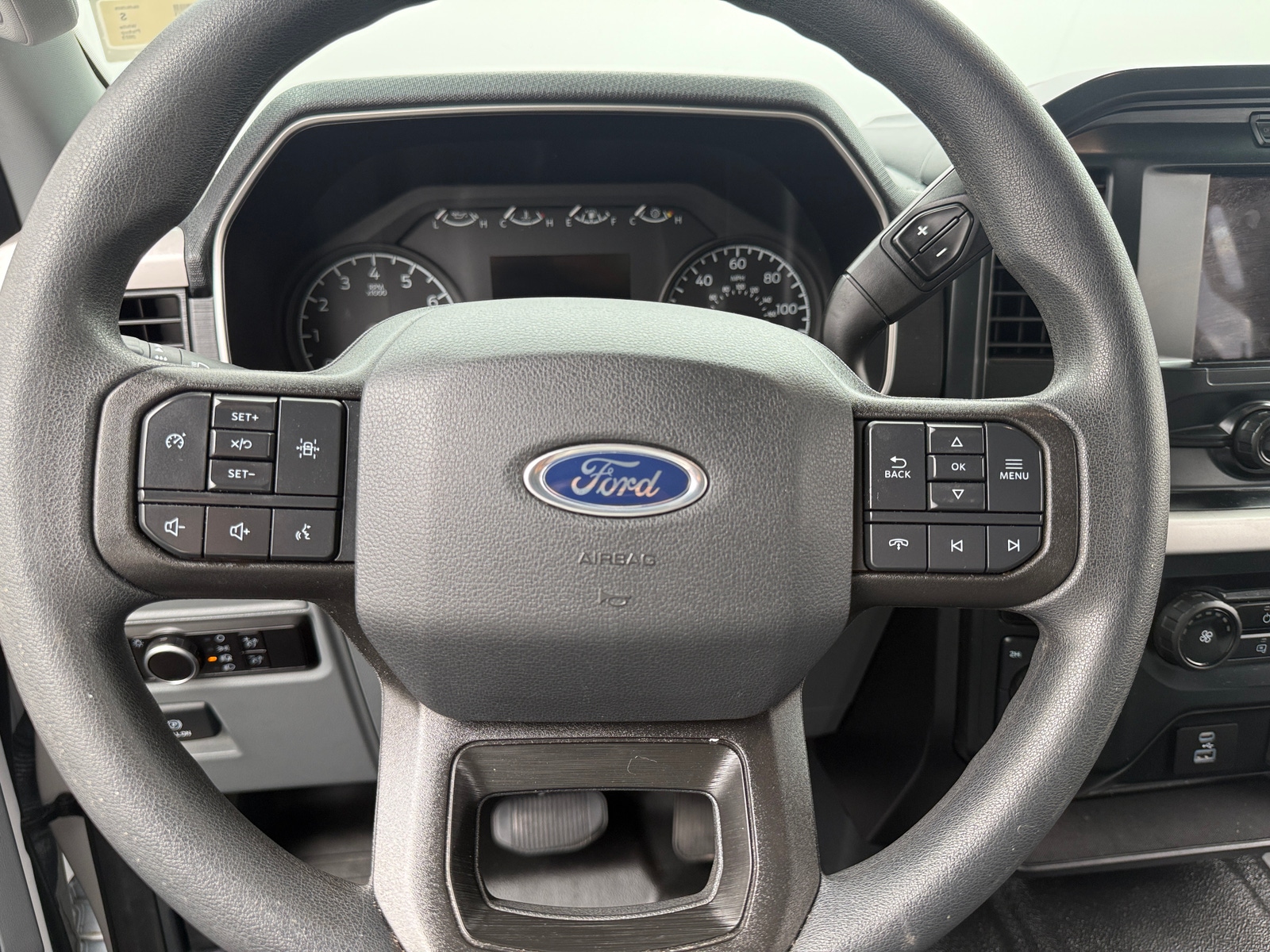 Thumbnail: 2023 Ford Econoline - 5