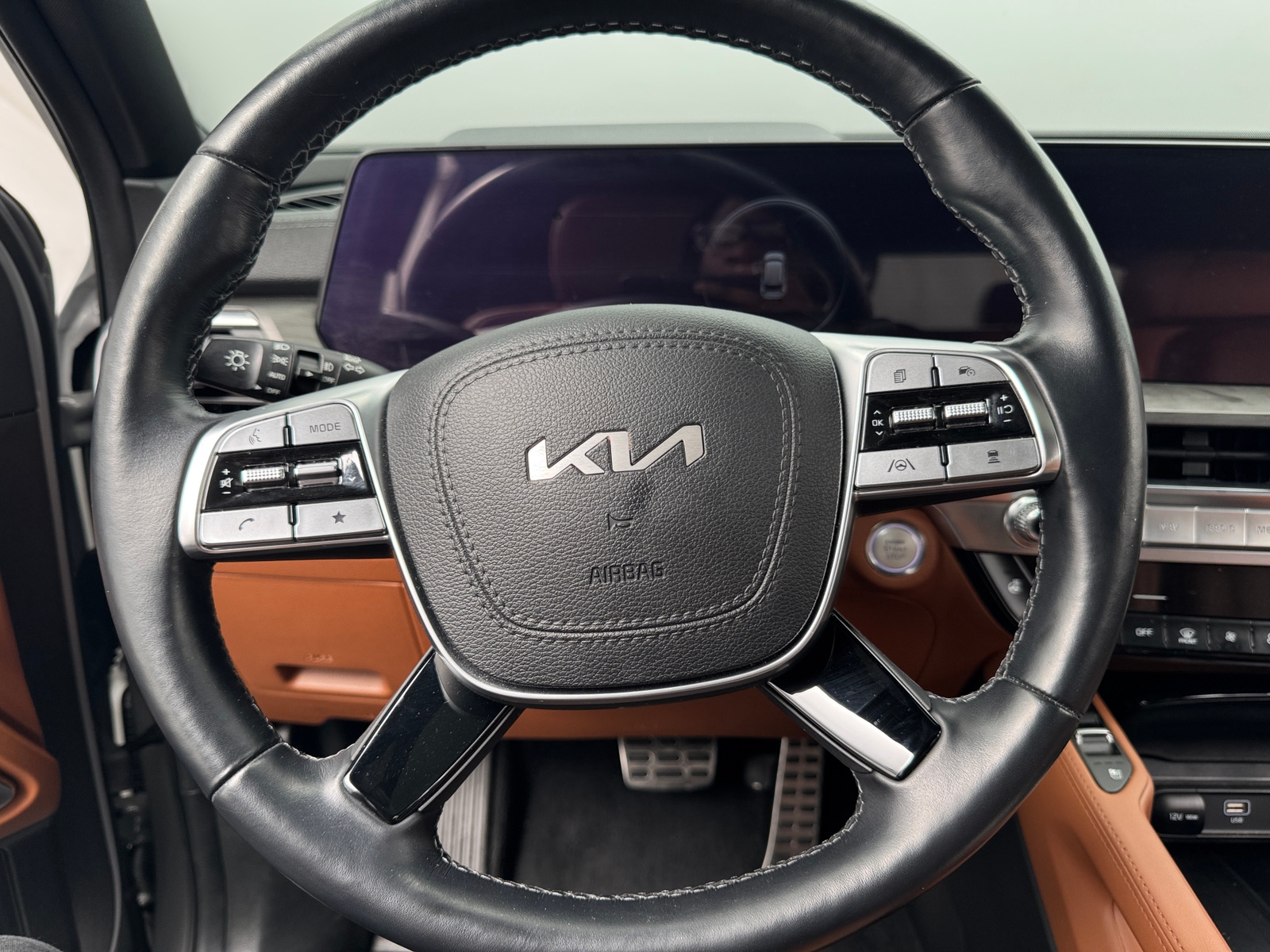 Thumbnail: 2024 Kia Telluride - 4