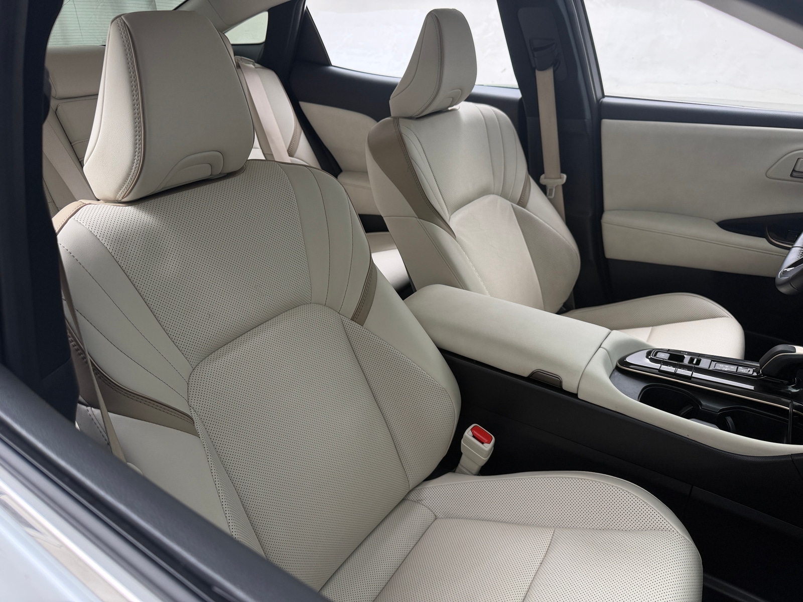 Thumbnail: 2024 Toyota Crown - 2
