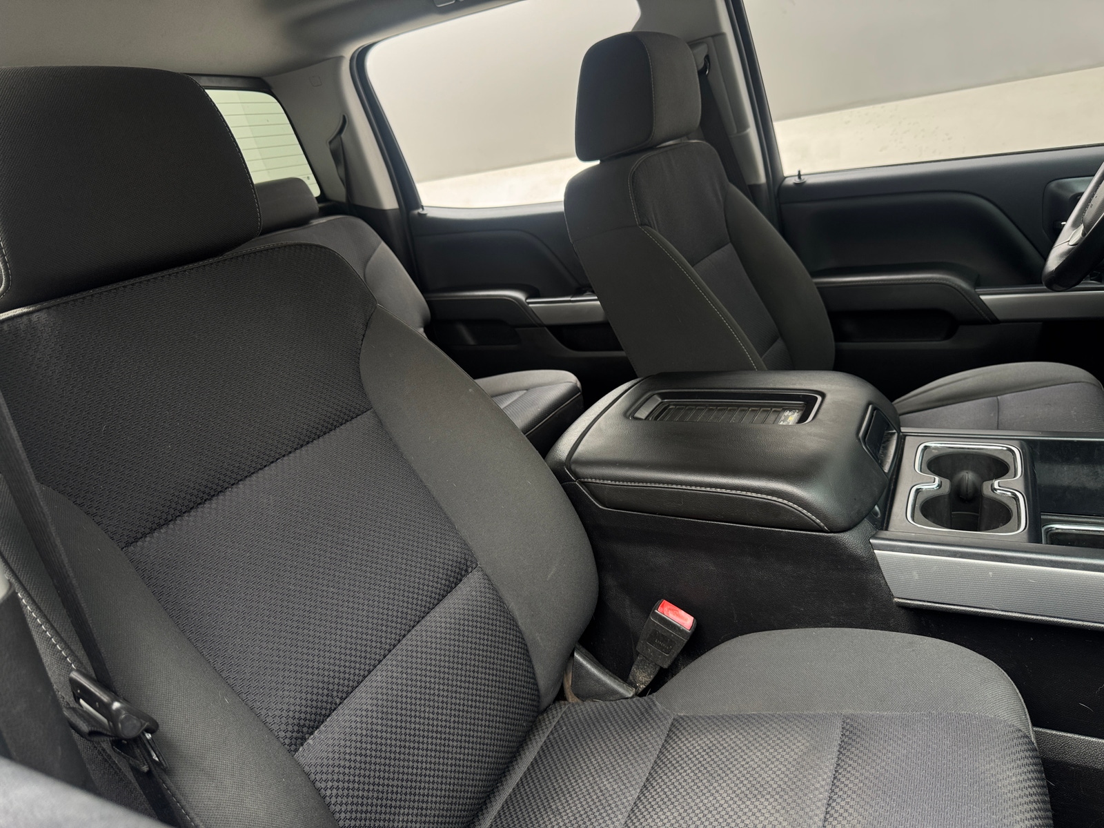 Thumbnail: 2018 Chevrolet Silverado 1500 - 2