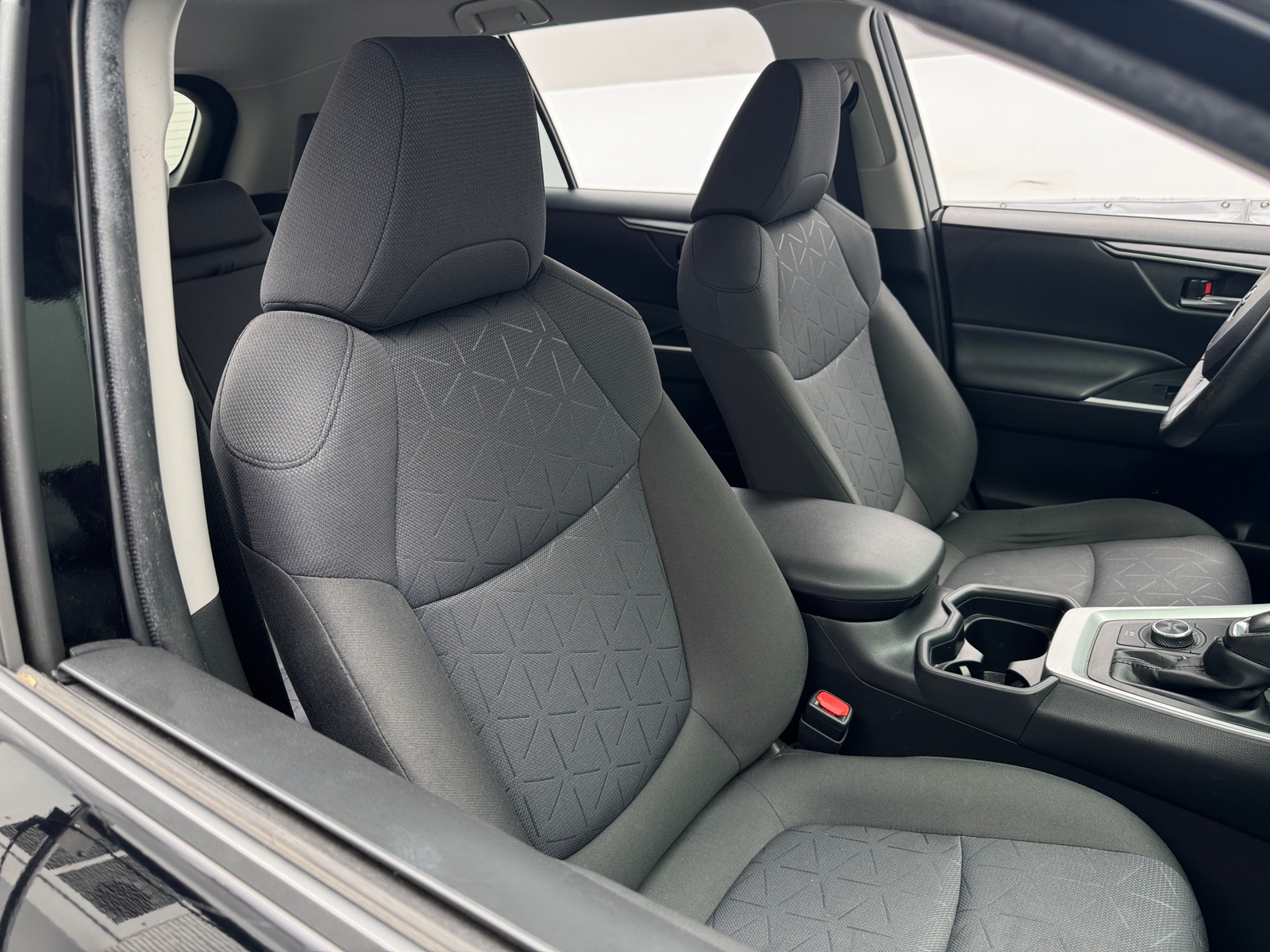 Thumbnail: 2020 Toyota RAV4 - 2