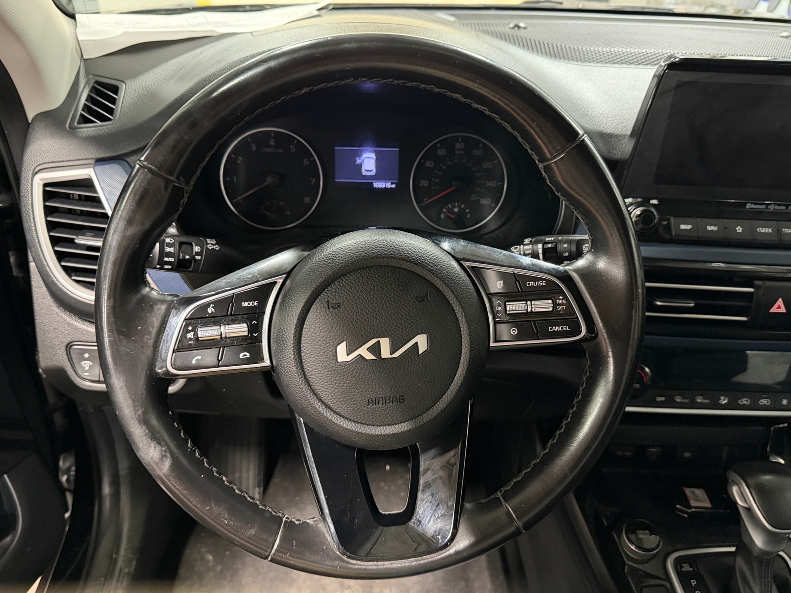 Thumbnail: 2023 Kia Seltos - 5