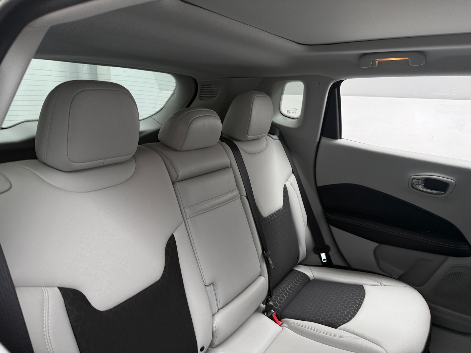 Thumbnail: 2018 Jeep Compass - 6