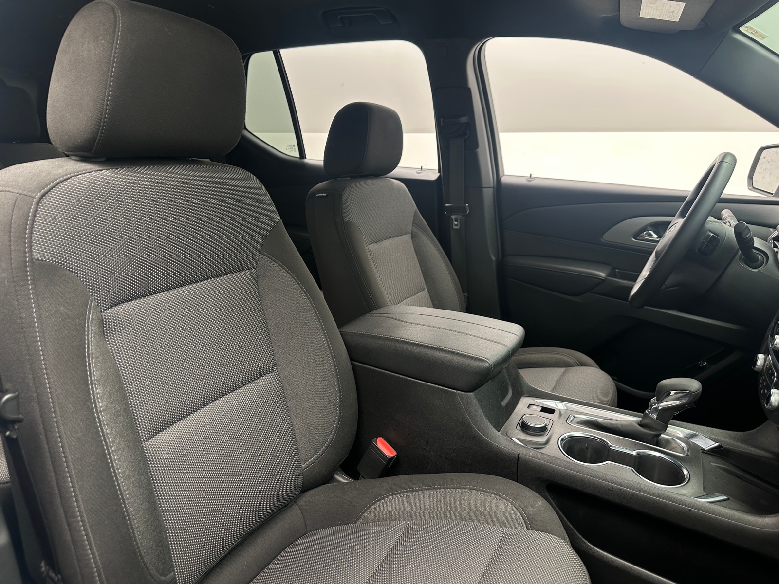 Thumbnail: 2023 Chevrolet Traverse - 2