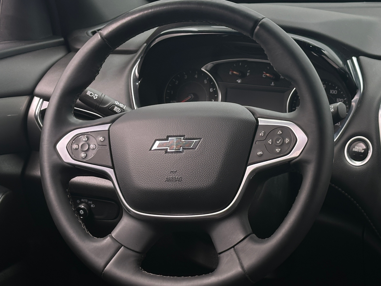 Thumbnail: 2023 Chevrolet Traverse - 5