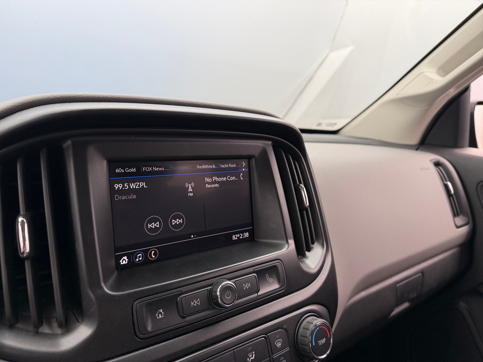 Thumbnail: 2021 Chevrolet Colorado - 4