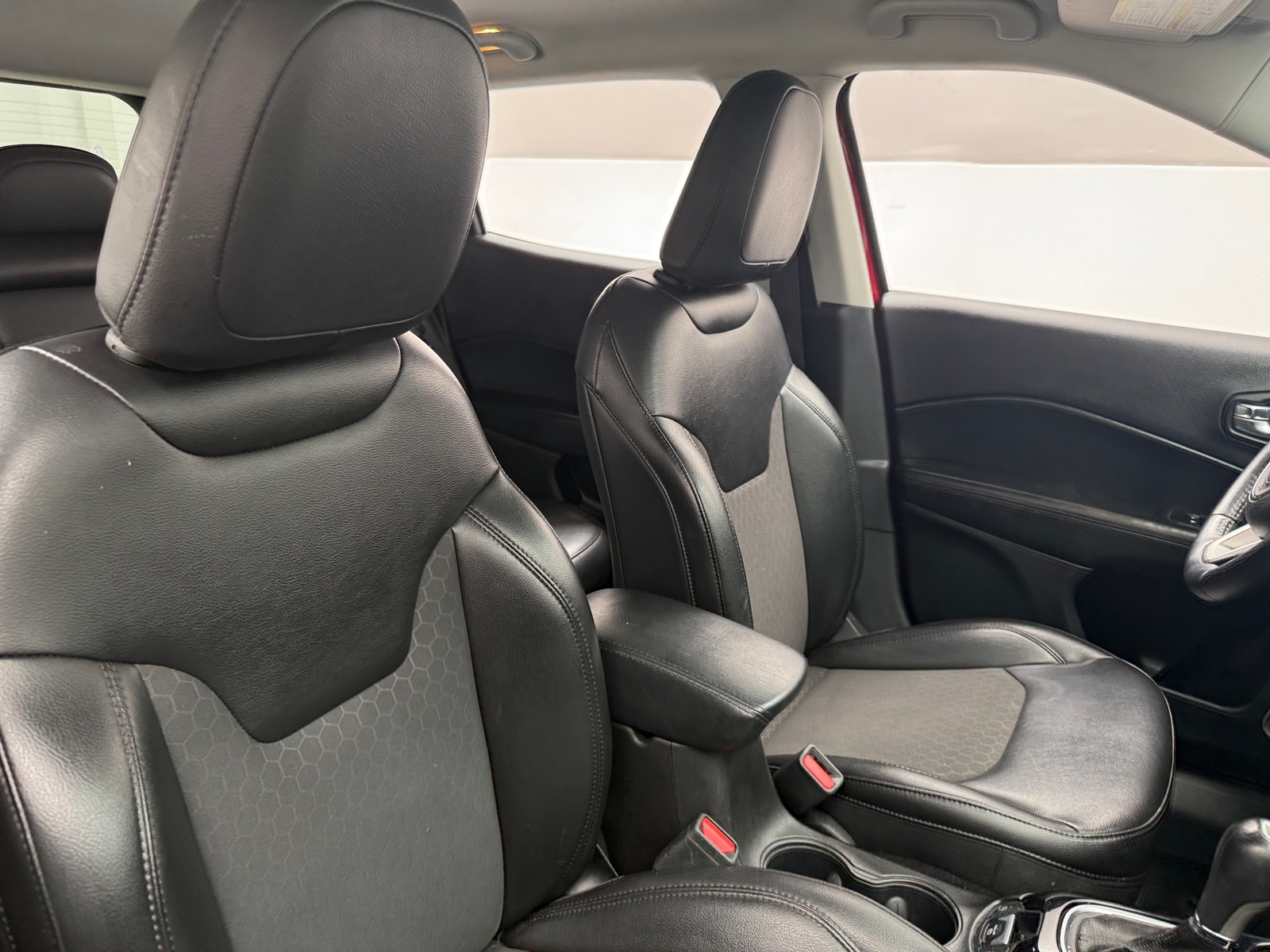 Thumbnail: 2019 Jeep Compass - 2