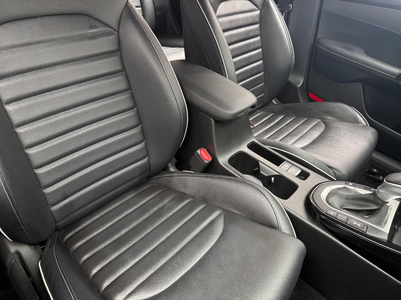 Thumbnail: 2023 Kia Forte - 2